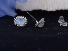 Cargar imagen en el visor de la galería, Pendientes ''MAGIA'' Piedra luna