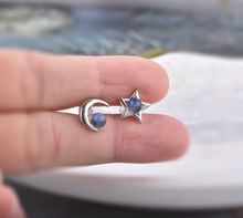 Cargar imagen en el visor de la galería, Pendientes ''COSMIA'' Labradorita